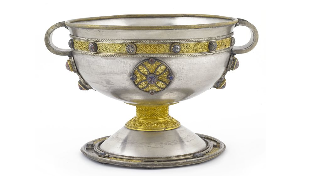 National Museum of Ireland (@nmireland) on Twitter photo You're invited to a special guided tour of the National Museum of Ireland-Archaeology with Director <a href="/lscarff/">Lynn Scarff</a>!
Join us at 6 pm on Thursday, September 5th, as she shares her highlights from the collection.
Don't miss this unique opportunity!
museum.ie/en-IE/Museums/… You're invited to a special guided tour of the National Museum of Ireland-Archaeology with Director <a href="/lscarff/">Lynn Scarff</a>!
Join us at 6 pm on Thursday, September 5th, as she shares her highlights from the collection.
Don't miss this unique opportunity!
museum.ie/en-IE/Museums/…