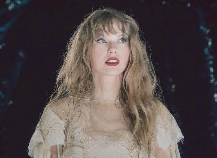 Taylor Swift bu yıl olan #VMAs adaylıklarında, 12 adaylık ile en çok aday gösterilen sanatçı oldu.