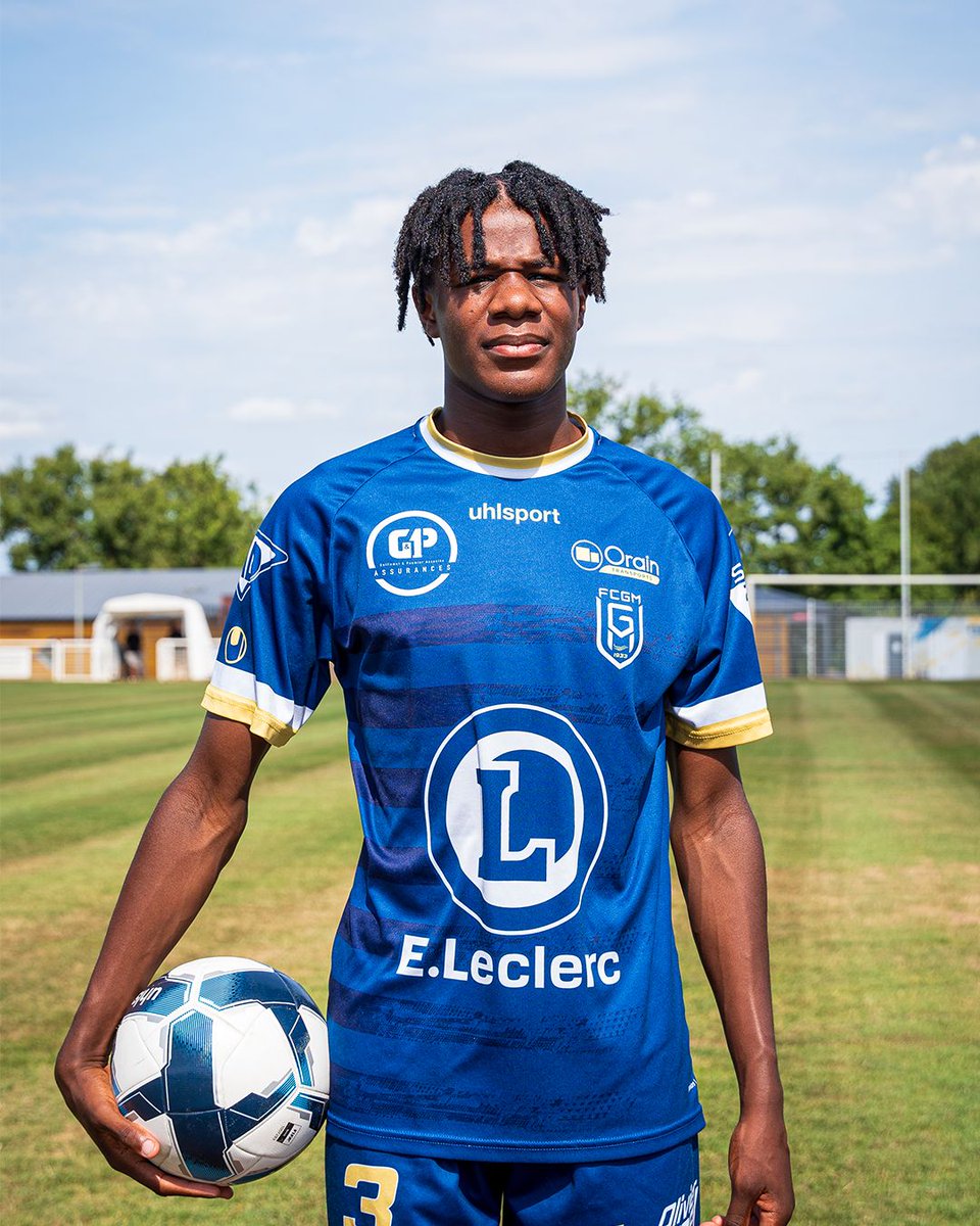 [𝐒𝐚𝐢𝐬𝐨𝐧 𝟐𝟎𝟐𝟒/𝟐𝟎𝟐𝟓] 𝐕𝐲𝐧𝐧𝐞 𝐊𝐢𝐜𝐚𝐭𝐚 𝐬’𝐞𝐧𝐠𝐚𝐠𝐞 𝐚𝐯𝐞𝐜 𝐥𝐞 𝐅𝐂 𝐆𝐮𝐢𝐩𝐫𝐲-𝐌𝐞𝐬𝐬𝐚𝐜 !✍🏻

Âge : 19 ans 
Poste : Ailier gauche
Ancien club : TA Rennes

Bienvenue à Vynne ! 👋🏼

#𝐁𝐥𝐮𝐞𝐀𝐫𝐦𝐲 #𝐌𝐞𝐫𝐜𝐚𝐭𝐨