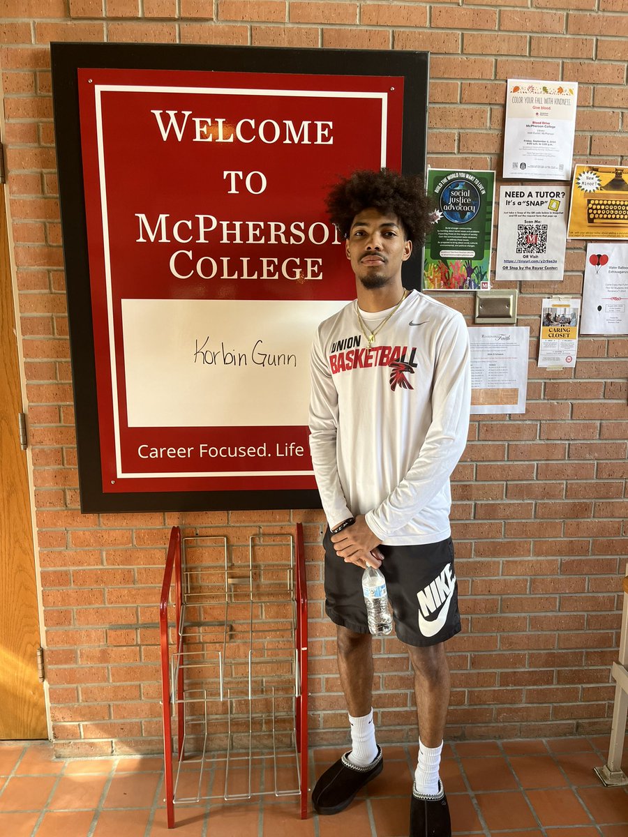 #AGTG after a great conversation with <a href="/CoachE2244/">TJ Eskildsen</a> &amp;@CoachLou_3 , I am blessed to receive an offer from McPherson college!!@MacBulldogsMBB <a href="/Union_Hoops/">Union Basketball</a>
