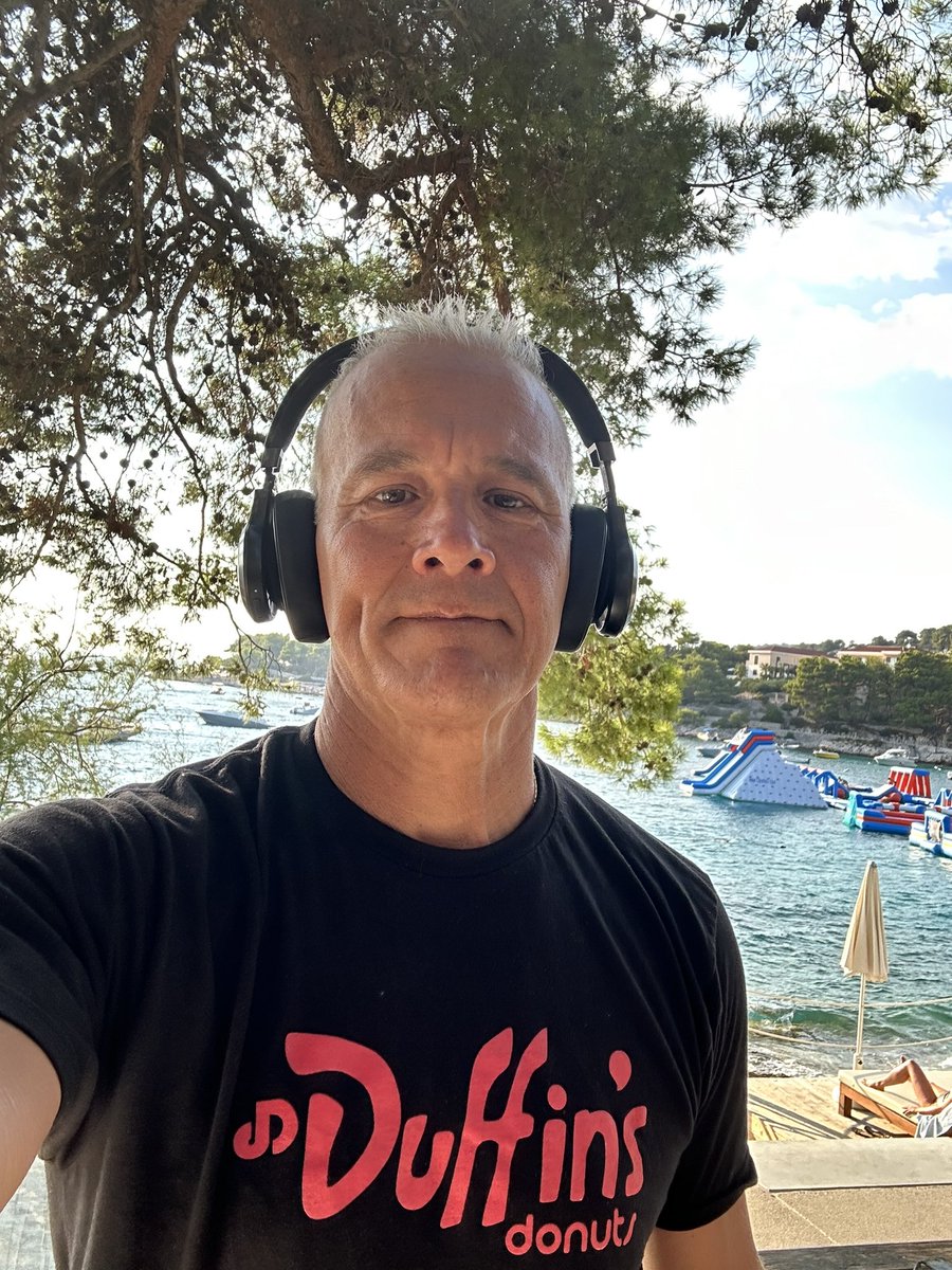 Steve Hanuse tweet media