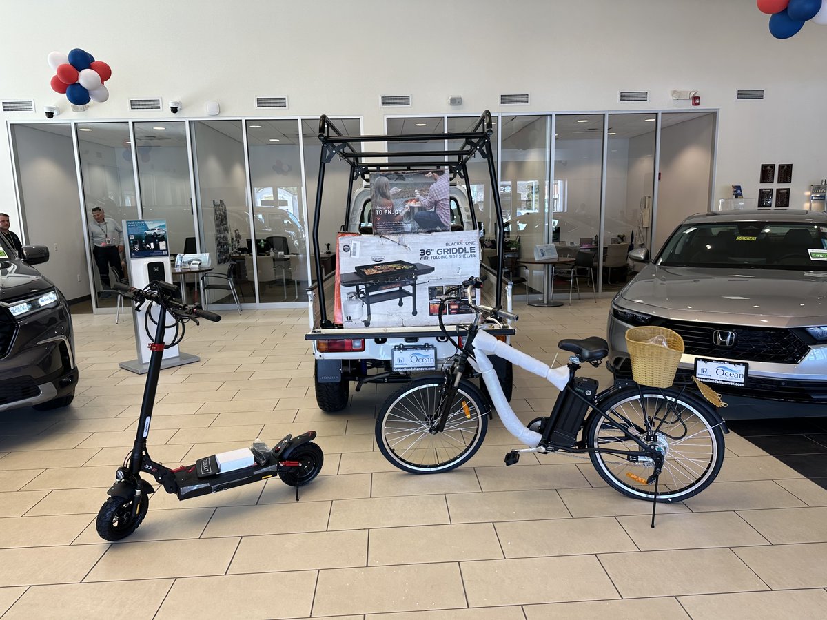 OceanHanover's tweet image. 🚗 Labor Day Weekend Surprise at Ocean Honda! 🚗
This Labor Day, Ocean Honda is giving you more reasons to celebrate! From August 30th through September 2nd, drive away in your vehicles and enjoy a special gift from us. It’s our way of saying thank you for choosing Ocean...