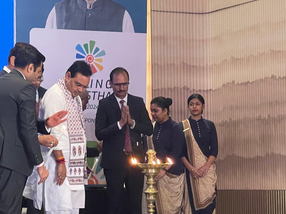 mahendra_sharad's tweet photo. Pleased to sign MOUs wit Govt of Rajasthan during Investor meet of Rajasthan govt in presence of Honble CM @RajCMO Mr. Bhajan Lal Sharma &amp; @rajvendrarathor Rajvendra Singh Rathore, Industry Minister for settingup Asia’s largest Battery Energy Storage, Pump Storage Plant https://t.co/B2bGBF6Jc1