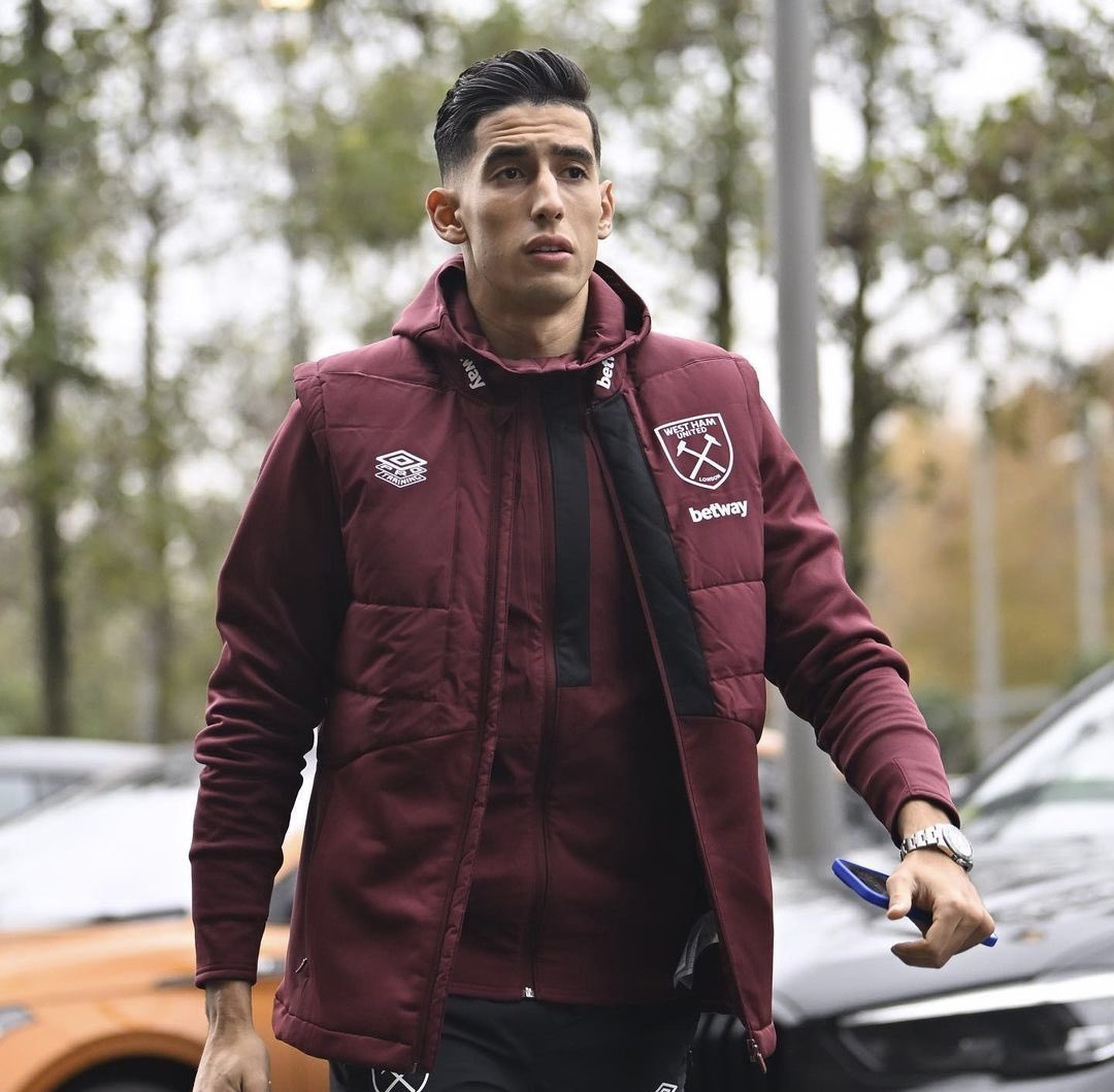 Fabrizio Romano (@fabrizioromano) on Twitter photo 🚨🔵⚪️ Real Sociedad are in talks to sign Nayef Aguerd with West Ham, as <a href="/JacobSteinberg/">Jacob Steinberg 🎗️</a>. 🚨🔵⚪️ Real Sociedad are in talks to sign Nayef Aguerd with West Ham, as <a href="/JacobSteinberg/">Jacob Steinberg 🎗️</a>.