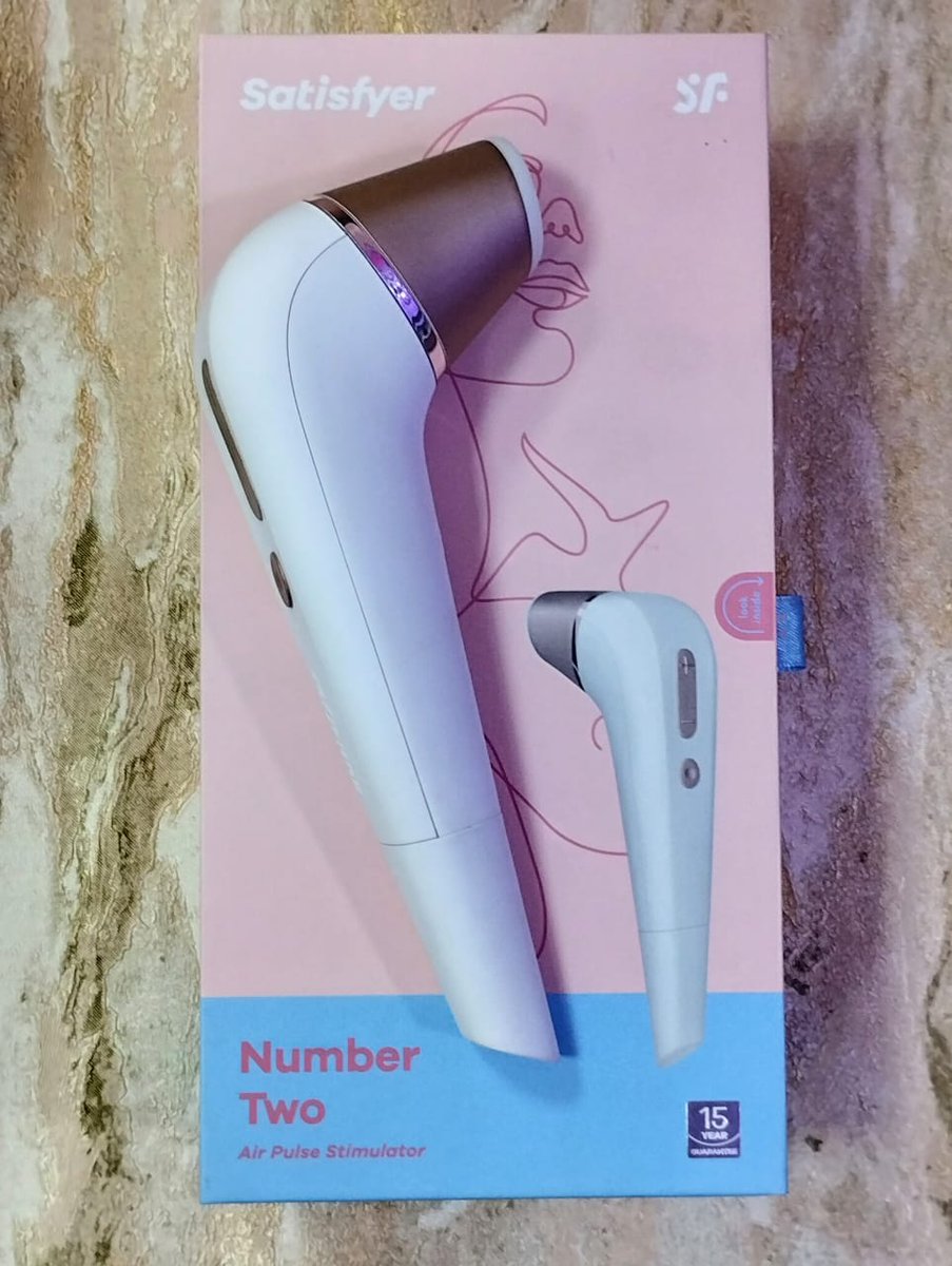 StiwardBar25174's tweet photo. SATISFYER 😈🤤

Succionador clitorial satisfyer 
Funciona con dos pilas AAA 
No incluidas 🔋👑

CONTRAENTREGA en Cúcuta, Los Patios &amp; Villa del Rosario 😈🔥 https://t.co/ajUaubNtwg