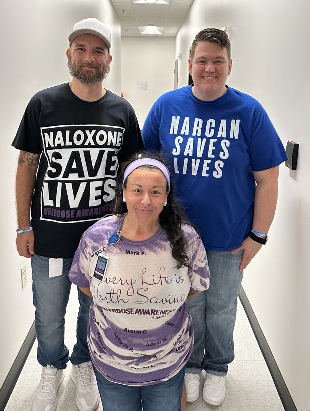 FGCnow's tweet photo. 🕯️ On this International Overdose Awareness Day, we gathered to honor those we've lost, share hope &amp; inspire change in our community. It was a powerful reminder of the impact we can make together.

#TogetherWeCan #NarcanSavesLives #overdoseawarenessday2024 https://t.co/odTdWvbggV