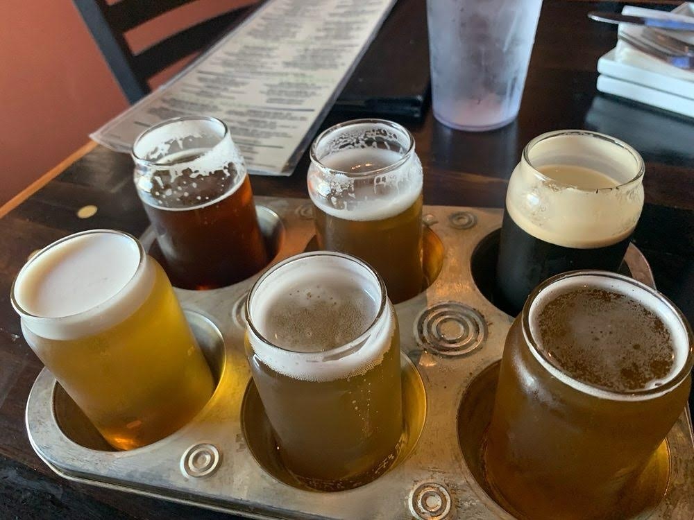 Lake Bottom Brewery and Distillery provides a fun and safe environment for families and craft beer enthusiasts alike. With more than 30 uniquely crafted beers on tap, there's something for everyone to enjoy! 🍻 

📸: @ lakebottom_visalia