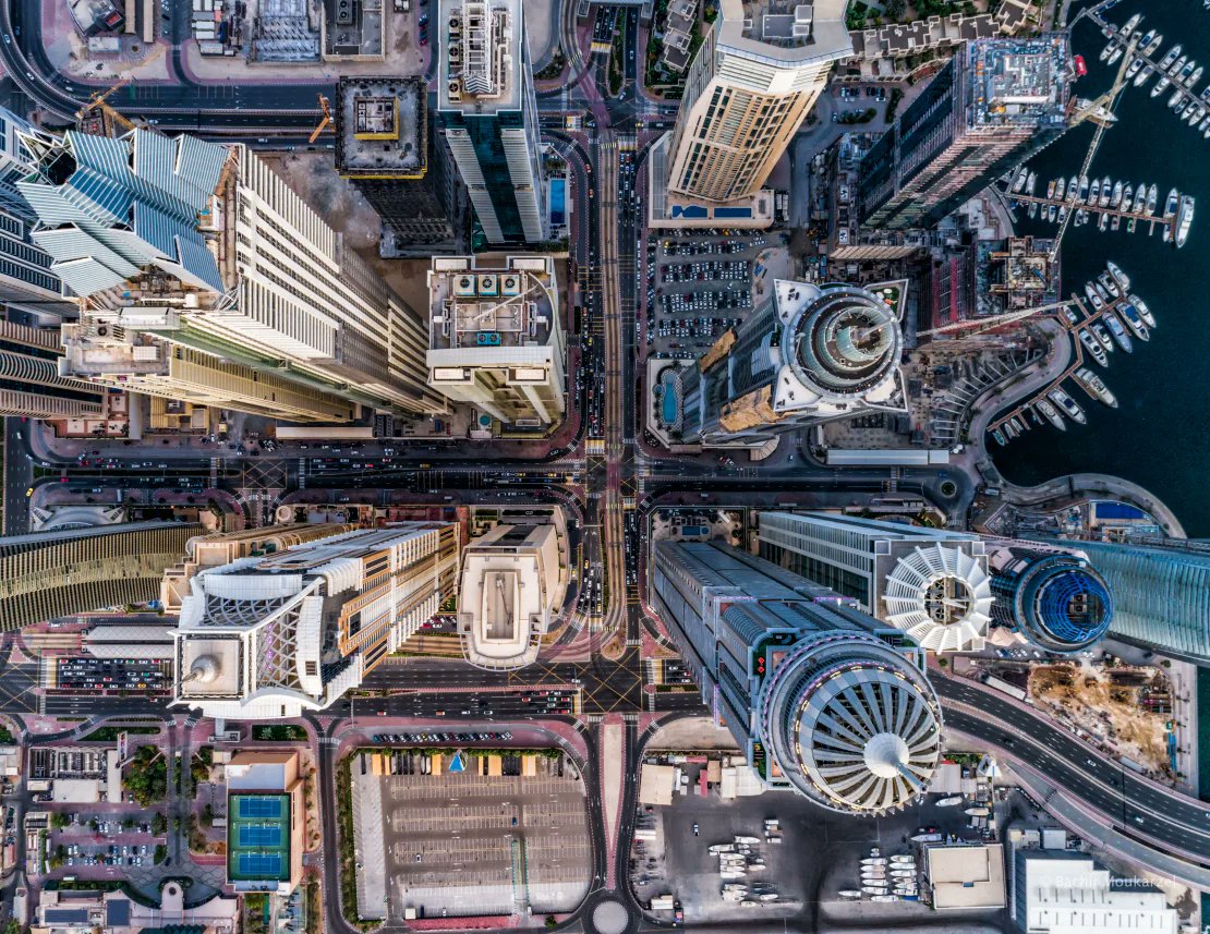 PikMeOfficial's tweet photo. "These Stunning Aerial Shots Will Give You a New Perspective on the World! #AerialPhotography #Drones #Landscape" https://t.co/khBv9TfCZ2