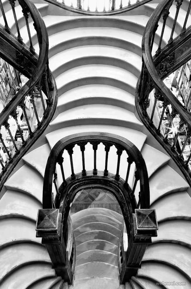 PikMeOfficial's tweet photo. "How These Abstract Photos Capture Emotions and Stories in Unexpected Ways! #AbstractPhotography #Art #Emotions" https://t.co/aCFJTWonBx