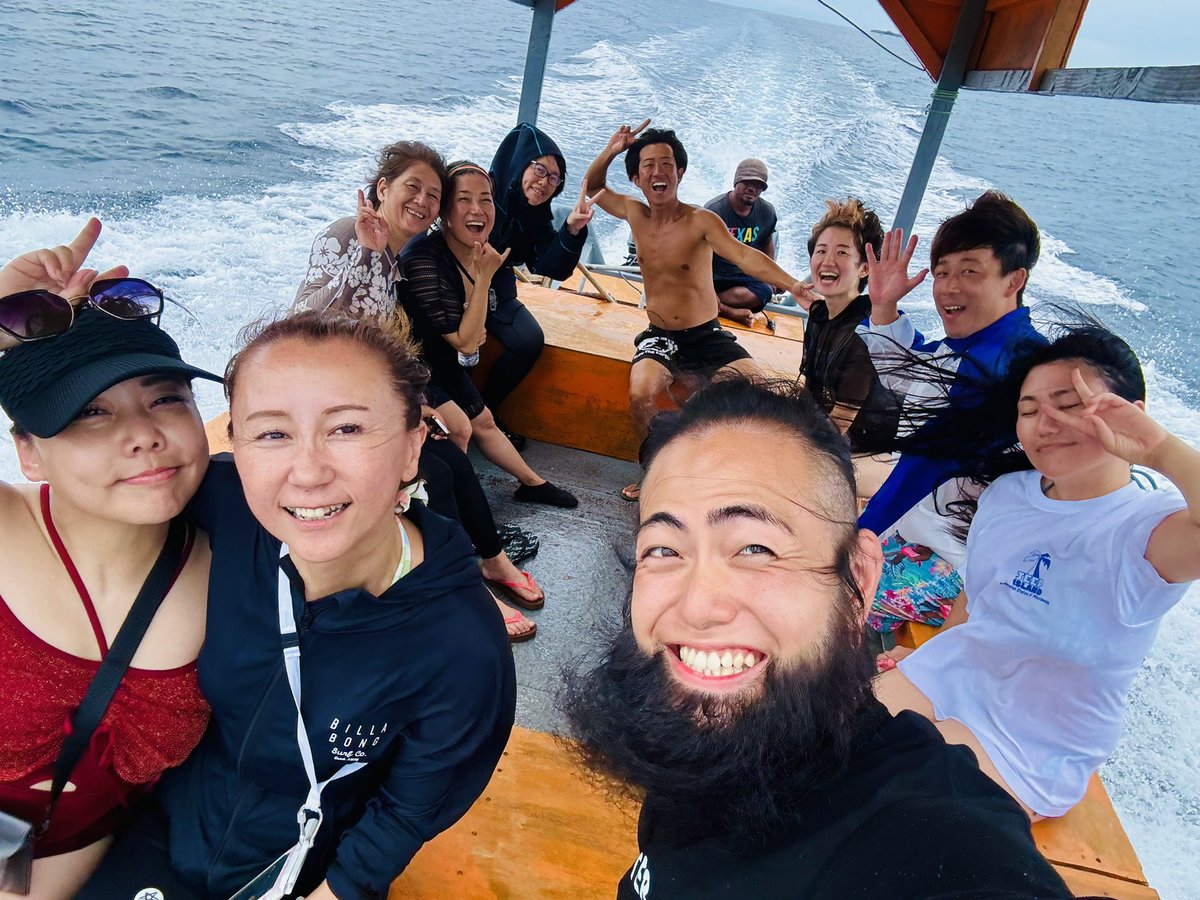 直径34mの無人島🏝
地球の母胎とも言われるジープ島へ行ってきました！

人生一深い旅になった🥹✨️

都会にあるものは全て無く、都会に無いものが全てある場所。

日本人だけが行ける特別な島。

直感が動いたなら絶対に行ってほしい‼️
掛け替えのない時間を過ごせることをお約束させて頂きます🙏