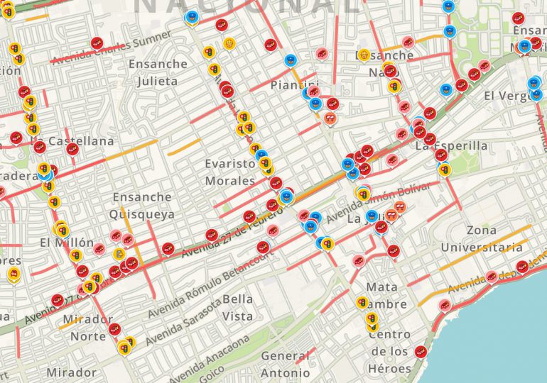 InformativosTA's tweet image. Semáforos apagados causan colapso en tránsito del Gran Santo Domingo.

Más detalles en el portal web n9.cl/pcp7su

#semaforos #santodomingo #wase #colapso