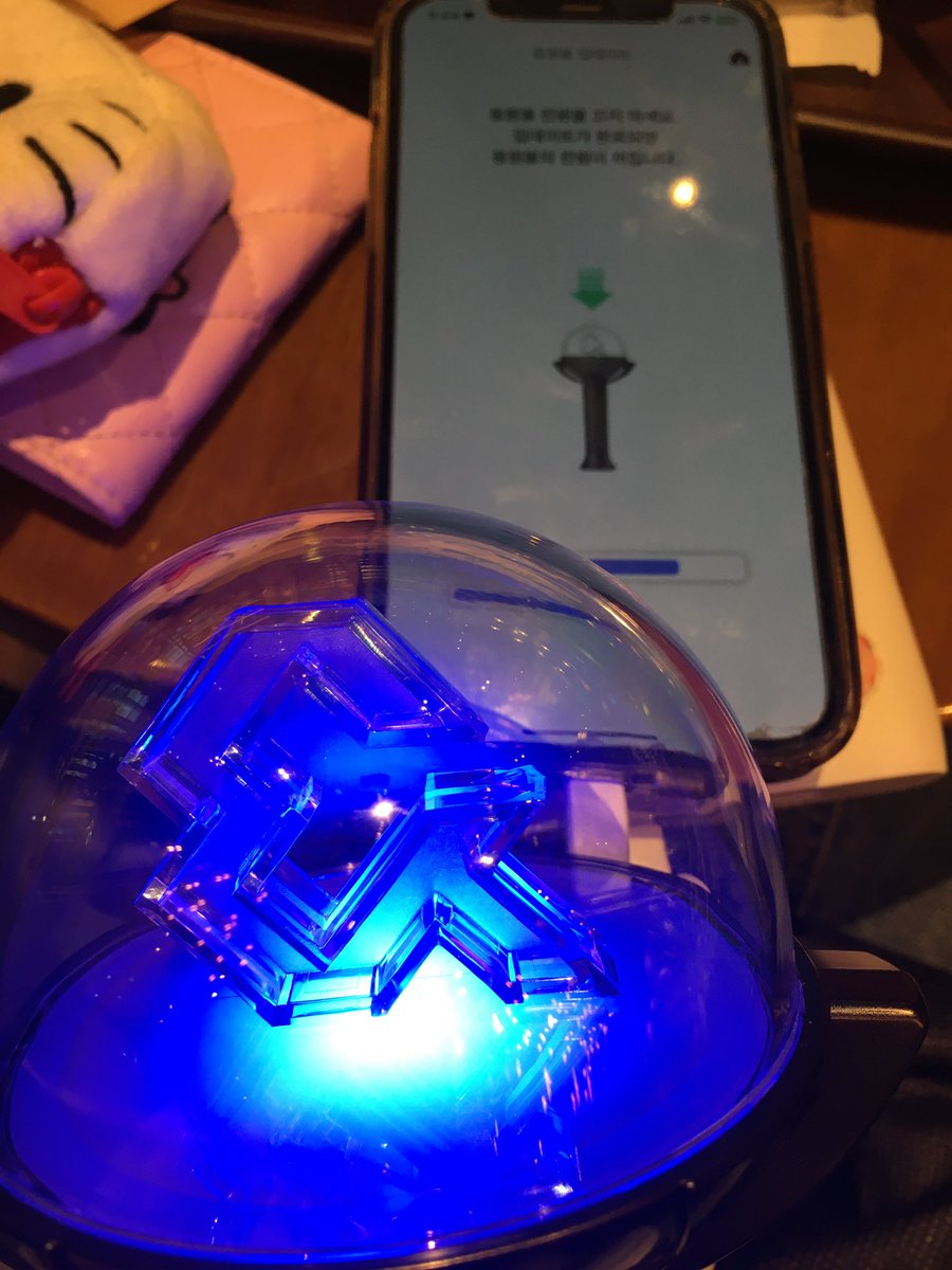 오늘 카페에서 혼자 이러고 잇엇슨…
머쓱