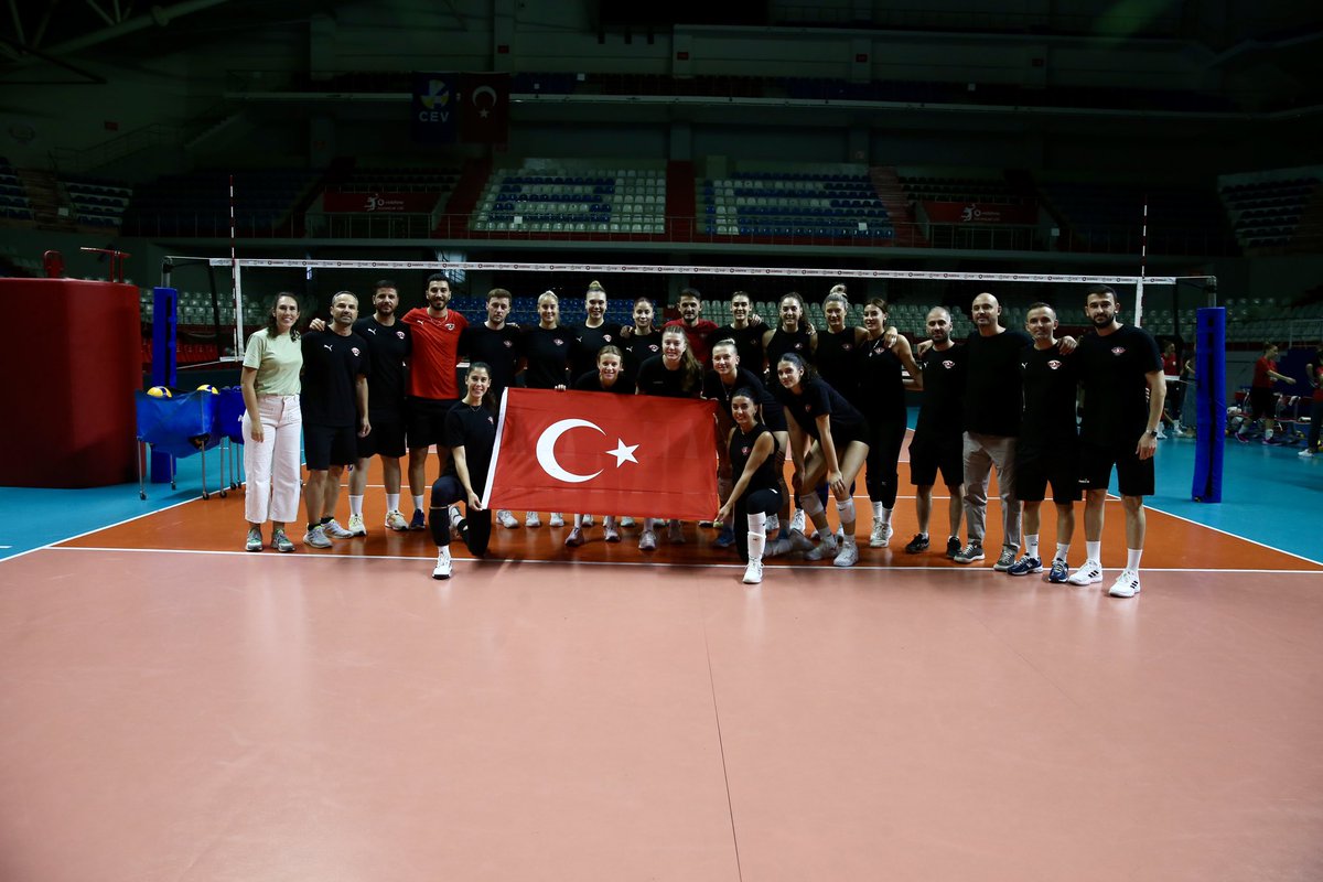 thysporkulubu's tweet photo. 🇹🇷🤍❤️ https://t.co/JNeofv4Fp4