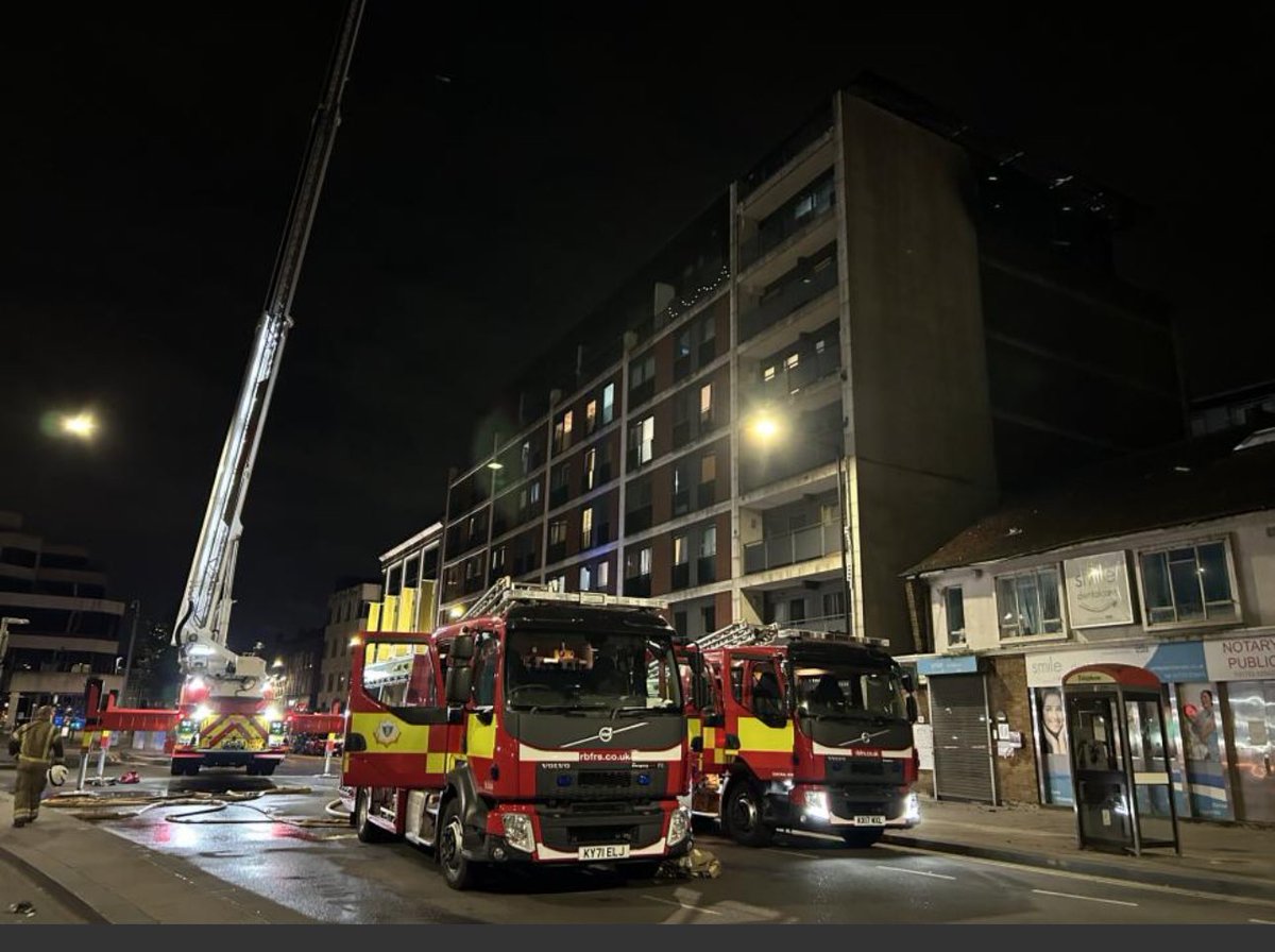 FBU Southern Region 12 (@fbusouthern) on Twitter photo Following the high-rise fire in Slough last week, Vice-President <a href="/UnionSteveW/">Steve Wright</a> spoke with the press about the incident, operational response & cladding concerns.
Praising both control firefighters and operational crews for their actions on the night. Following the high-rise fire in Slough last week, Vice-President <a href="/UnionSteveW/">Steve Wright</a> spoke with the press about the incident, operational response & cladding concerns.
Praising both control firefighters and operational crews for their actions on the night.