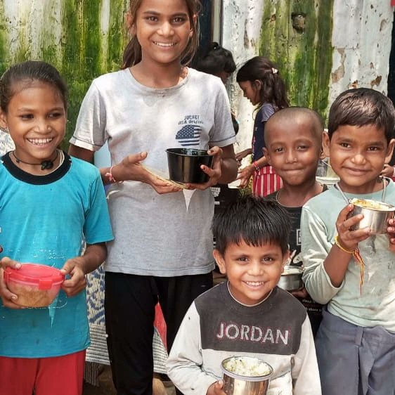 The right nutrition can completely transform a child's day. Healthy meals provide them with energy, focus, and make them feel good both physically and emotionally. Balanced and nutritious options keep their smiles bright! 😊🌱
<a href="/FeedingIndia/">Feeding India</a> <a href="/BrightorangeF/">Bright Orange Foundation</a>
