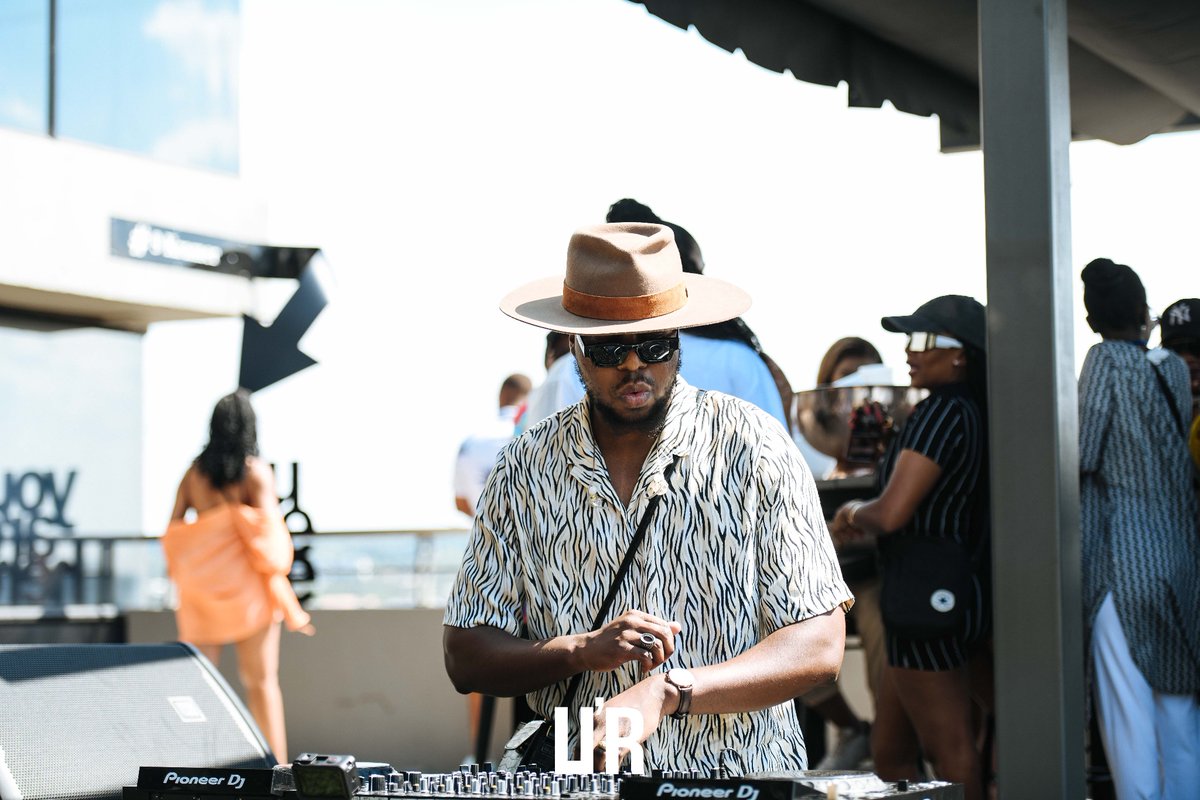 Vibes are on lock. Joe Human is taking us on a wild ride! 🚀🔥 #URChannelO we are live right now