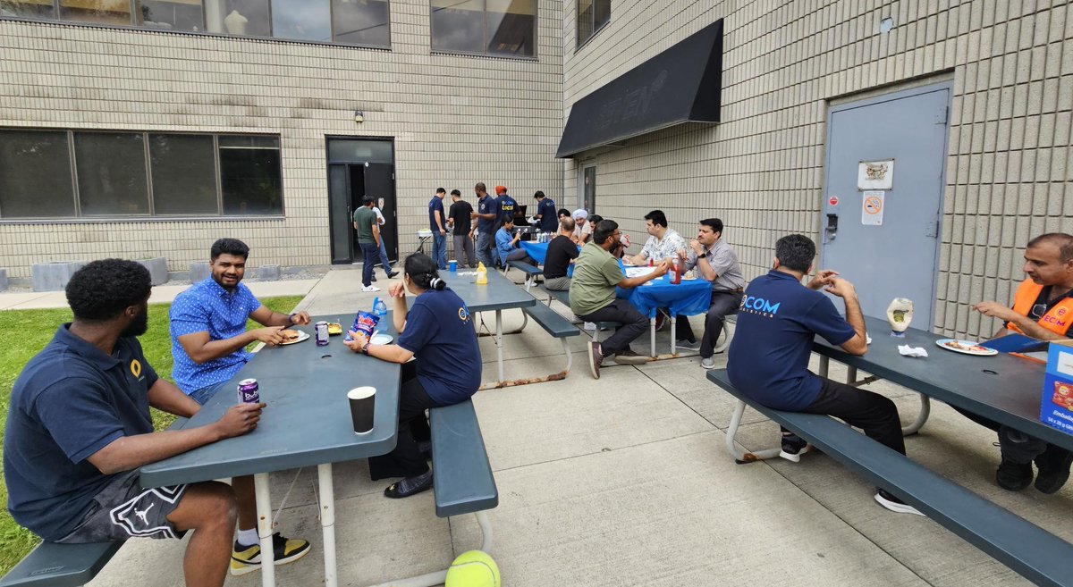 EcomLogisticsCa's tweet image. Celebrating the end of summer with our final BBQ of the season! 🍔🔥 Thanks to everyone who made it a day to remember.

🔗 Interested in joining Ecom Logistics? Follow us on LinkedIn: link in bio

#EcomLogistics  #Logistics  #Fulfillment  #Ecommerce  #3PL #netzero2030 #officeBBQ