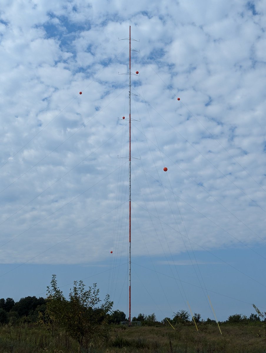 AllenB76's tweet photo. Anyone know what this is or is for? It's approximately 200' tall and it has 10 anemometers on it. It appears to be a non permanent installation and is located east of Hebbardsville in eastern Henderson Co. Curious if it's some kind of special study going on. 🤷🏻 https://t.co/3VzdWSnoaF