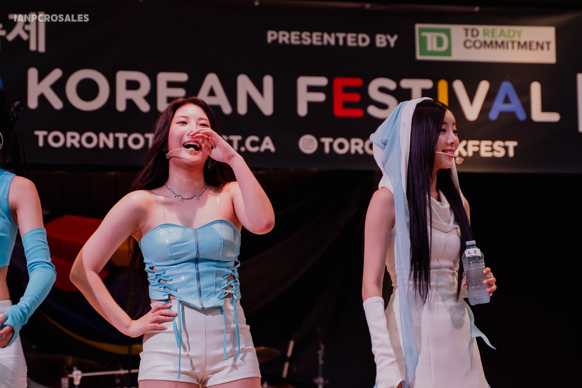 ianpcros's tweet photo. 240824 Chaego🩵 | Toronto Korean Festival
#채인 #CHAEIN
#고은 #나고은 #GOEUN #NAGOEUN
#CHAEGO
#퍼플키스 #PURPLE_KISS https://t.co/LPDUyJjYnf
