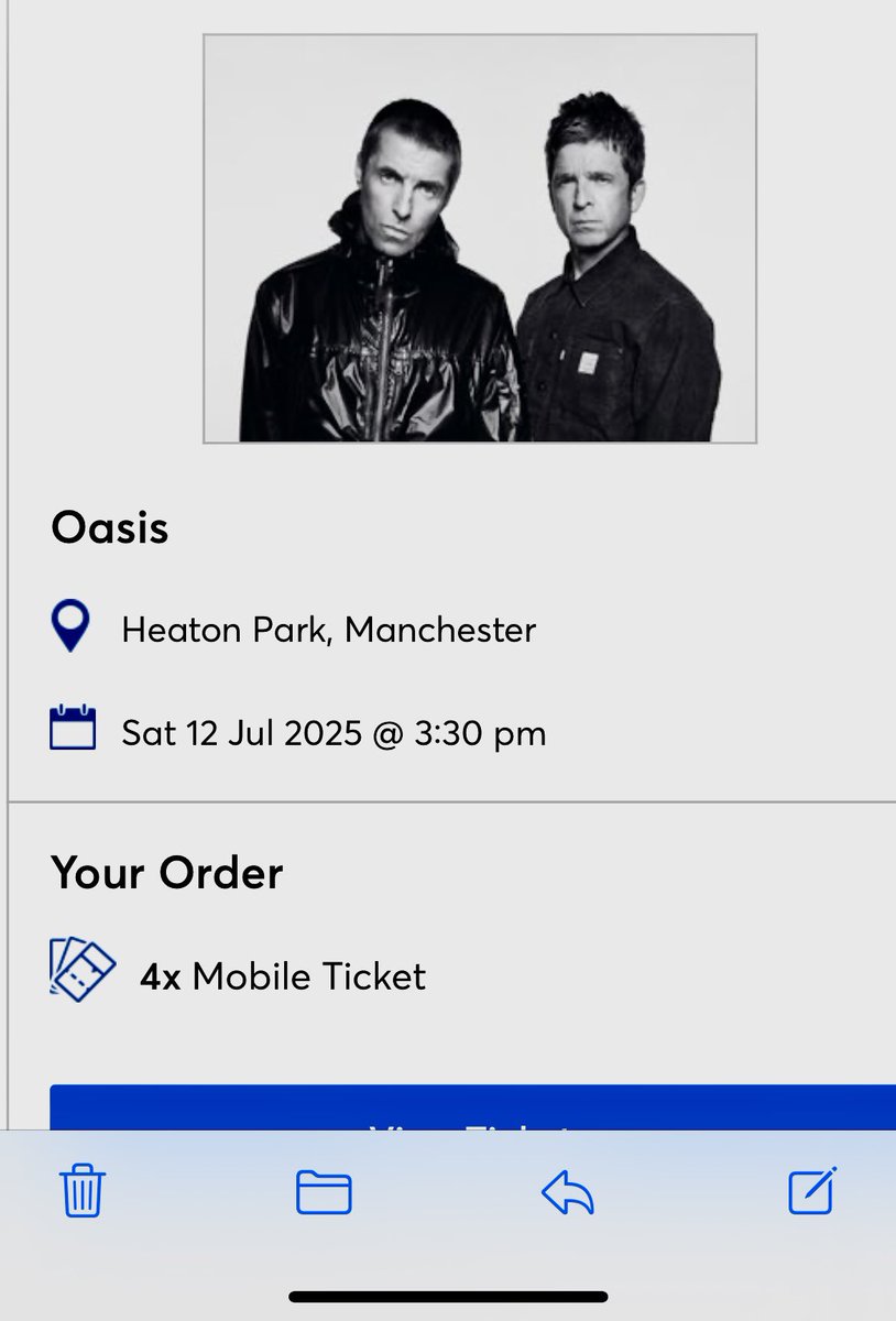 Taking me back to the first time I saw them in 1993 - here we go again <a href="/oasis/">Oasis</a>