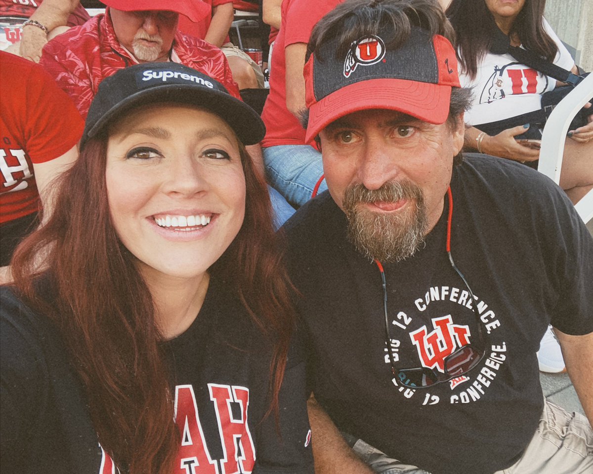 jentryjo's tweet image. felt good to be back this week cheering on our UTES! 🙌🏼❤️ football has begun!

#goutes