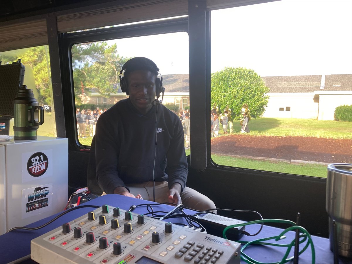 Thanks to <a href="/MGM_Vikings/">MGM High School</a> for having <a href="/1055wnsp/">105.5 WNSP</a> this morning. Appreciate South Alabama QB <a href="/JaredHollins1/">Jared Hollins</a>, MGM WR Jaiden Smith, and LT <a href="/JonStephens_61/">Jon Stephens</a> joining us in Air Sports One. Best of luck with the season, <a href="/Coach_ZGolson/">Zach Golson</a> &amp; <a href="/Culbreth_MGM/">Hailey Culbreth</a>.
Next stop: <a href="/McTFootball/">McT Football</a>