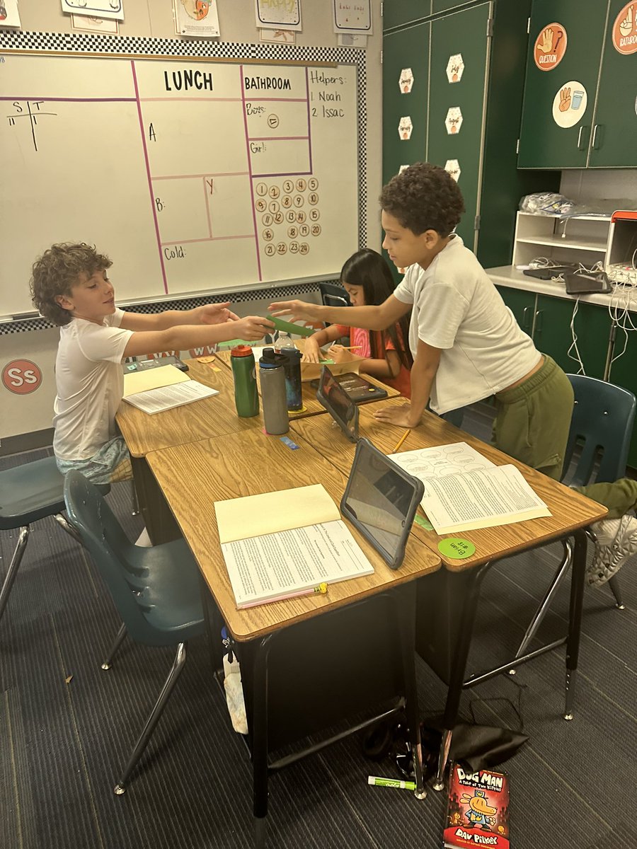 Thanks, Wit &amp; Wisdom and OPS Strategy Playbook! Quiz-Quiz-Trade and understanding question levels deepens comprehension! Way to go HN 5th grade team! 
💚💙<a href="/olatheschools/">Olathe Public Schools</a> #opsmaketodaycount