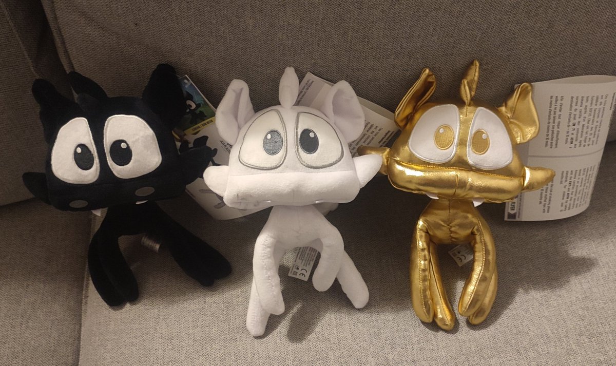 Krohmm_'s tweet photo. Quelle première journée de FOU à la #AnkamaConvention ! Je suis désormais l'heureux propriétaire d'un joli Chacha Doré 🥹

C'était incroyable et il reste encore deux jours : le bonheur 😭 https://t.co/XpfxpBqYtJ