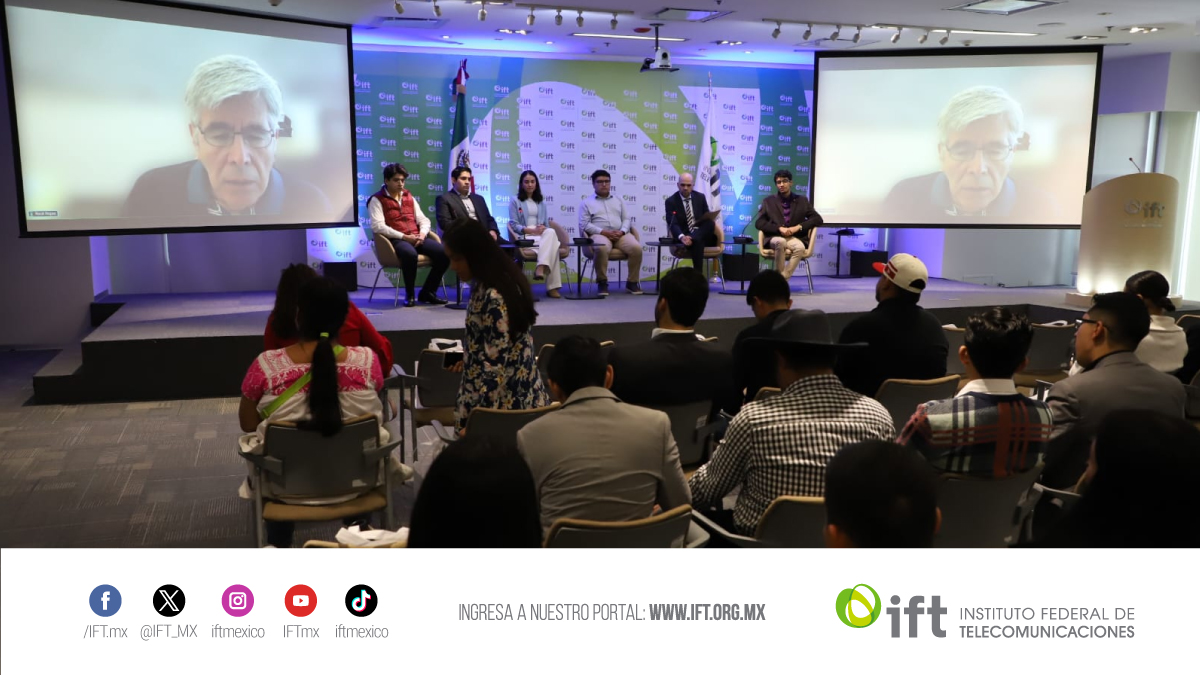 IFT_MX's tweet photo. Christian James, Director General de la Oficina del Comisionado @RamiroCamacho67, modera la conversación de la #Mesa3 de nuestro #Taller #JuvenTIC, en el diálogo participan: Ana Patterson y Emiliano Robles estudiantes de la @UPInstitucional; Sebastián Almazán de la @UNAM_MX; Fabián Orduña del @ITAM_mx; y Nephtali Castañeda del @IPN_MX. 

La y los estudiantes conversan con el Dr. Raúl Rojas González, experto en #InteligenciaArtificial y autos autónomos, comparten algunas dudas en torno a la ética en la aplicación de IA, y el funcionamiento de los algoritmos de decisión en los vehículos inteligentes.