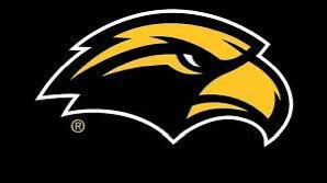 KeistonRossP5's tweet photo. After a conversation with @CoaBignel I am Blessed To Receive My 2nd Division 1 offer from the University of Southern Mississippi 💛🖤 @MHSDawgsFB @kingj_jim @_CoachDaniel @GarrettLanger2 @MontevalloAC https://t.co/8g6j1JRzVj