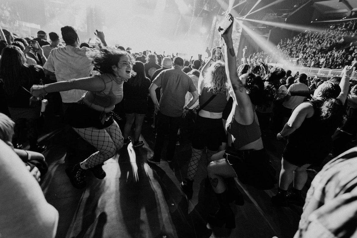 6 years later
<a href="/twentyonepilots/">twenty one pilots</a>