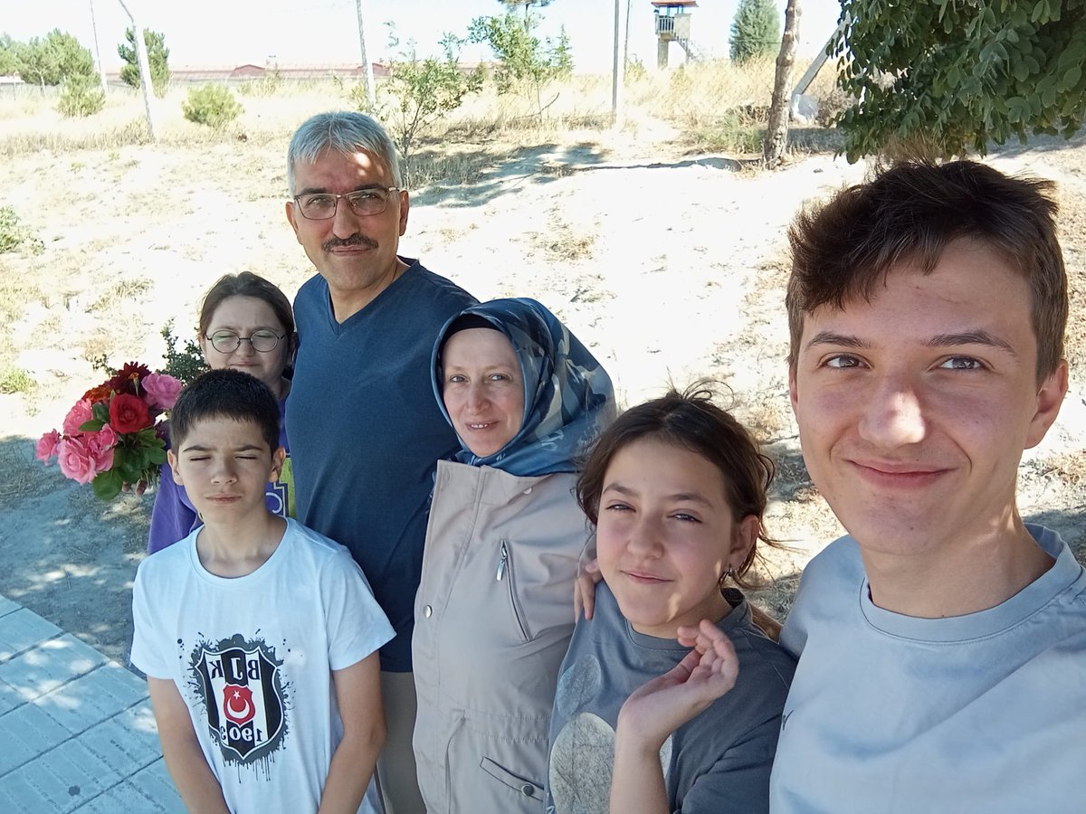 7 yıl 9 ay sonraki vuslattan mutlu bir kare