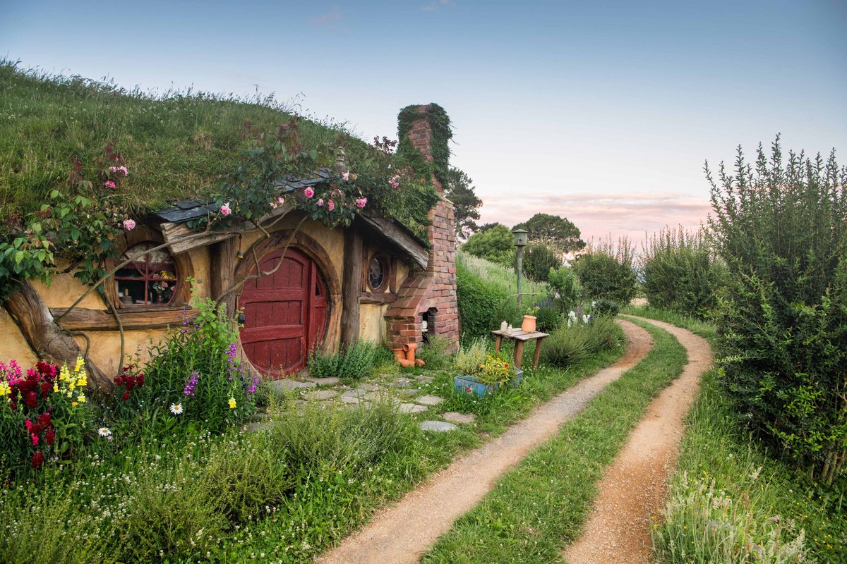 i have to go to hobbiton one day it’s not a want it’s a need