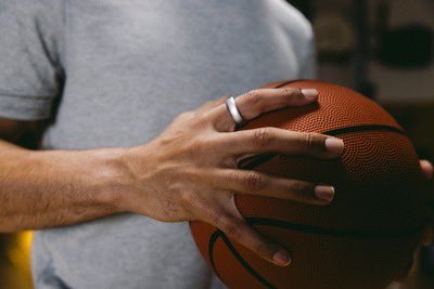 jalenbrunson1's tweet photo. It’s time to prioritize heart health. Starting with @ouraring
https://t.co/N8Yys8ndLl
#Ouraringpartner https://t.co/Kcpr2N7Lnp