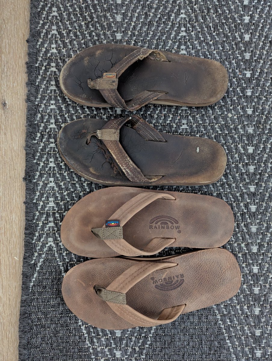 rowan_evan's tweet photo. 14 years ago I bought my first pair of @RainbowSandals. 

Today I bought my second https://t.co/hKP9TsdQ7A