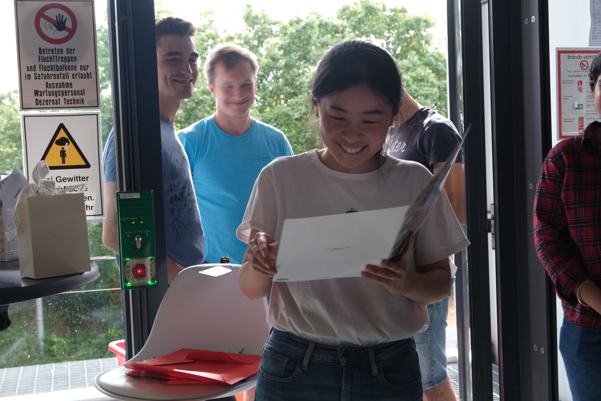 WaltherLab's tweet image. Congratulations to Wei Liu for defending her PhD thesis on #DNA #condensates and #artificialcell #syntheticcell ! Off to new adventures. We will miss you!