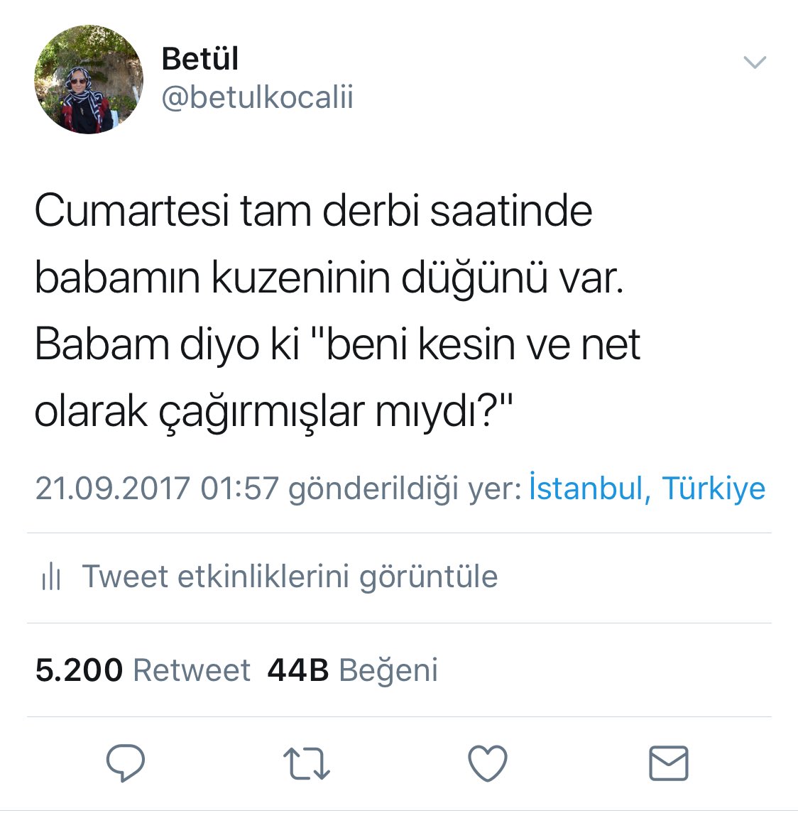 bu aslında mizah değildi aşırı ciddi ve bir o kadar da çaresizce sormuştu bu soruyu