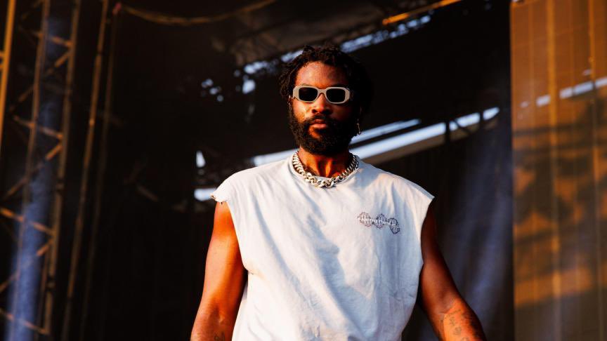 RapFrActus's tweet image. BOOBA propose un duel à DAMSO sur un SON en FEATURING

🗣️ « Accepte le duel sur un son je t’éteins  »

Qui gagnerait le duel selon vous actuellement ? 👀