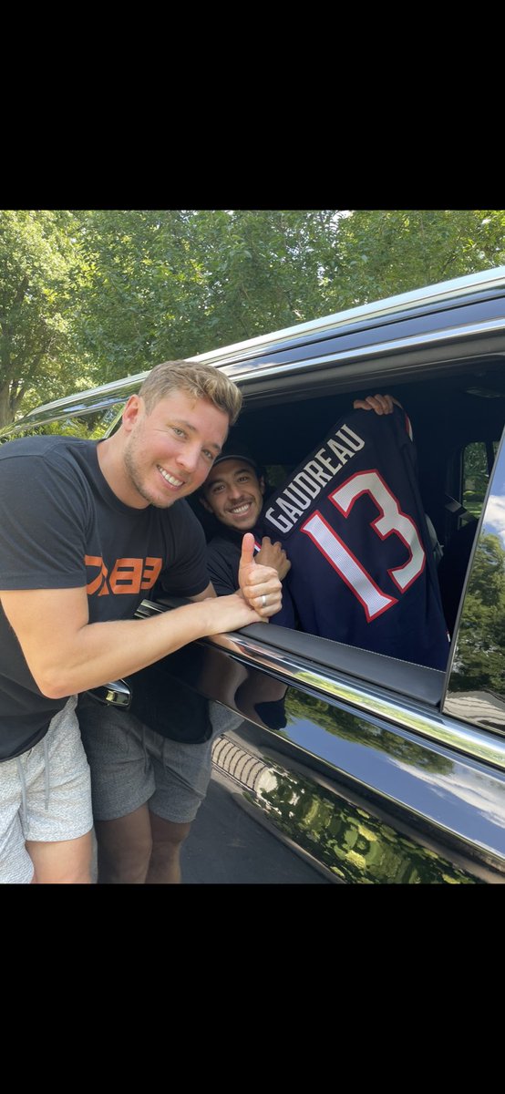 CamAtkinson1389's tweet image. There will only be one Johnny Hockey. Even though you were younger, you’re someone who I looked up to in every way. My thoughts and prayers are with Johnny and Matthew’s family and friends. ❤️