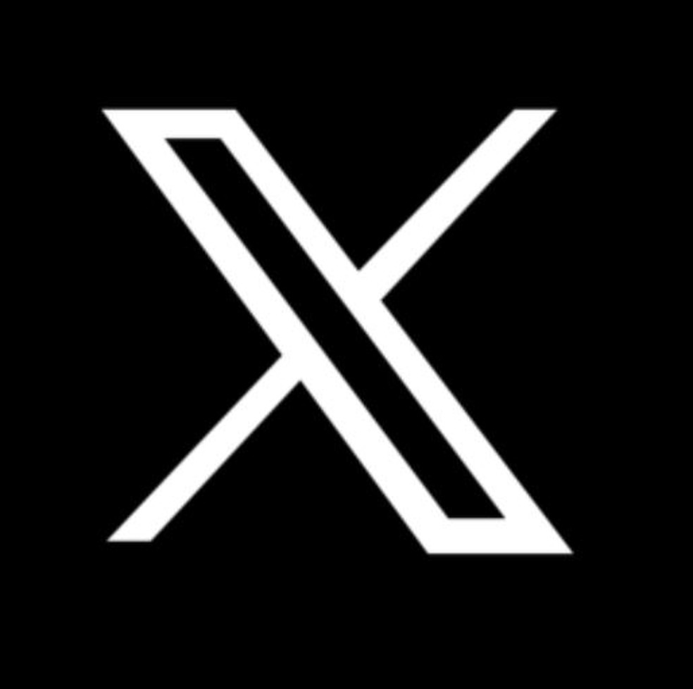 BlogdoNoblat's tweet image. Mesmo que seu propósito inicial não fosse tirar o X do ar, não restou outra saída a Alexandre de Moraes. O culpado por isso não será ele, mas o poderoso chefão da plataforma, Elon Musk. Pressionado pela justiça ou até mesmo por governos de outros países, Musk rendeu-se às suas…