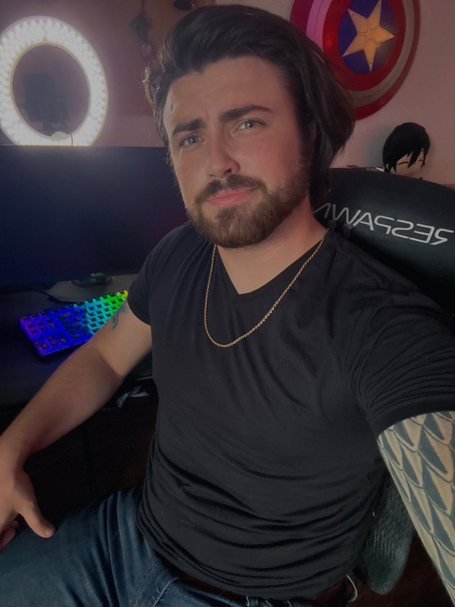 Streaming all day today and we are starting with Valorant! Wish me luck with my games!