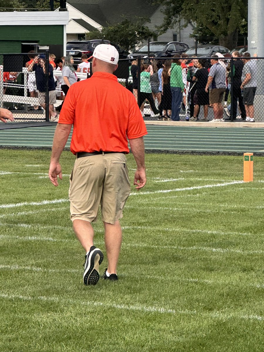 BHS Super Fans tweet media