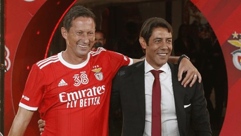Apelo ao Rui Costa que tenha calma e não tome decisões de cabeça quente. O Schmidt tem todas as condições para ficar mais 1 ou 2 anos a treinar o Benfica. #CalmaRui