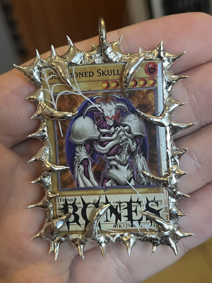 KRAMUGLYBOY's tweet image. SKULL 
(Probably my last post before X got suspended in brazil) 😭 byee