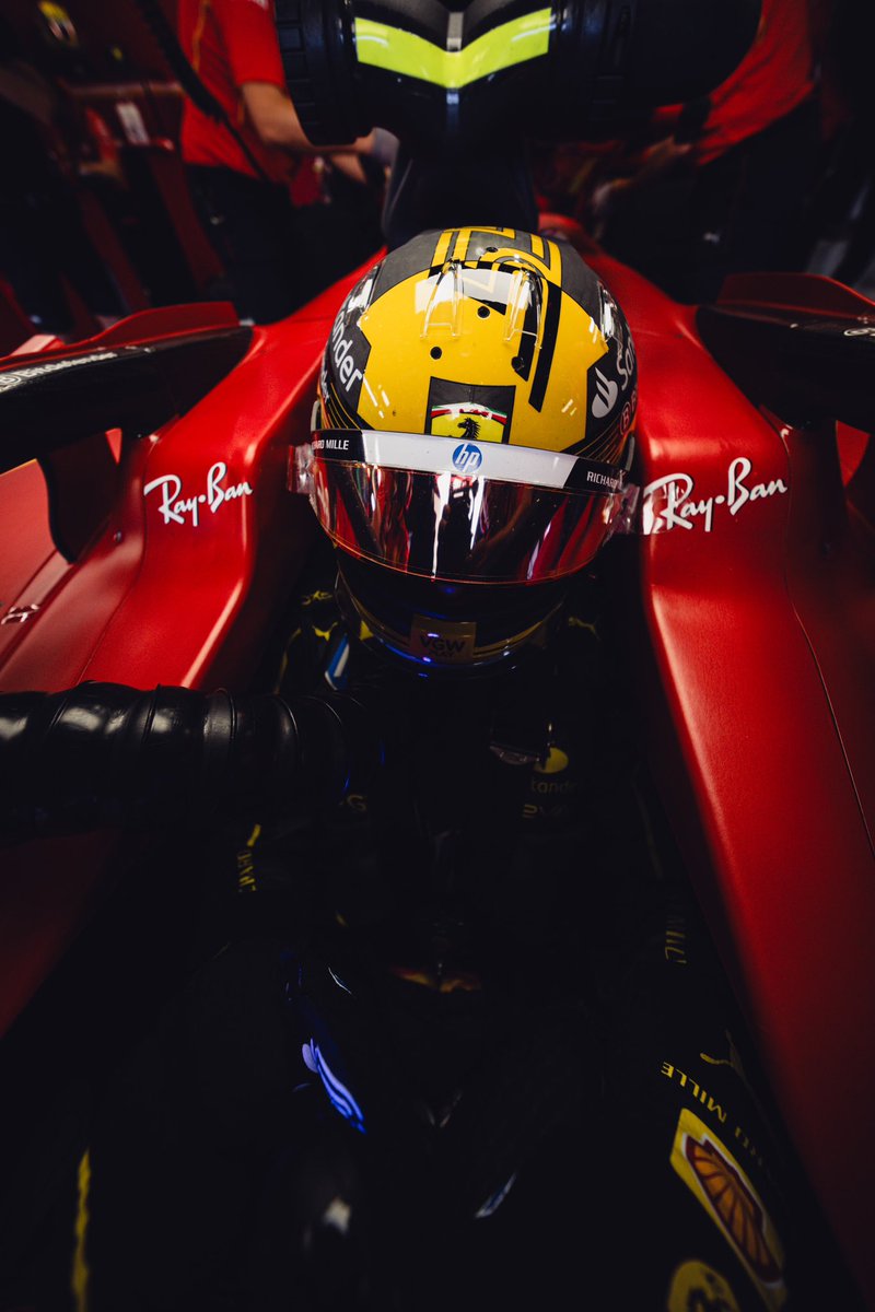 Carboooon Fibreeee ⚫️