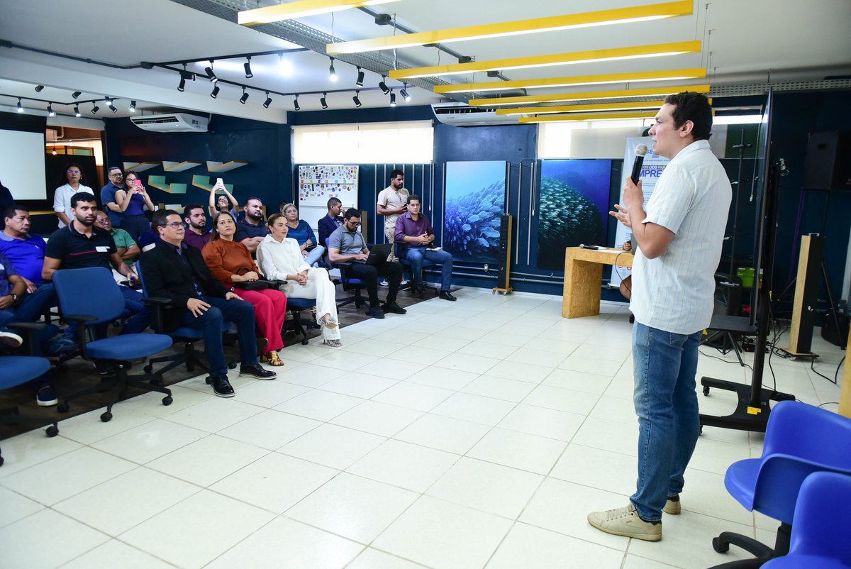 GovernoMA's tweet image. 🤩 I Encontro de Secretários Municipais de CTI no Maranhão!

✨ O encontro é uma iniciativa estratégica para impulsionar o desenvolvimento científico, tecnológico e inovador em todo o estado. 

#InovaçaoMA #GovernoMA