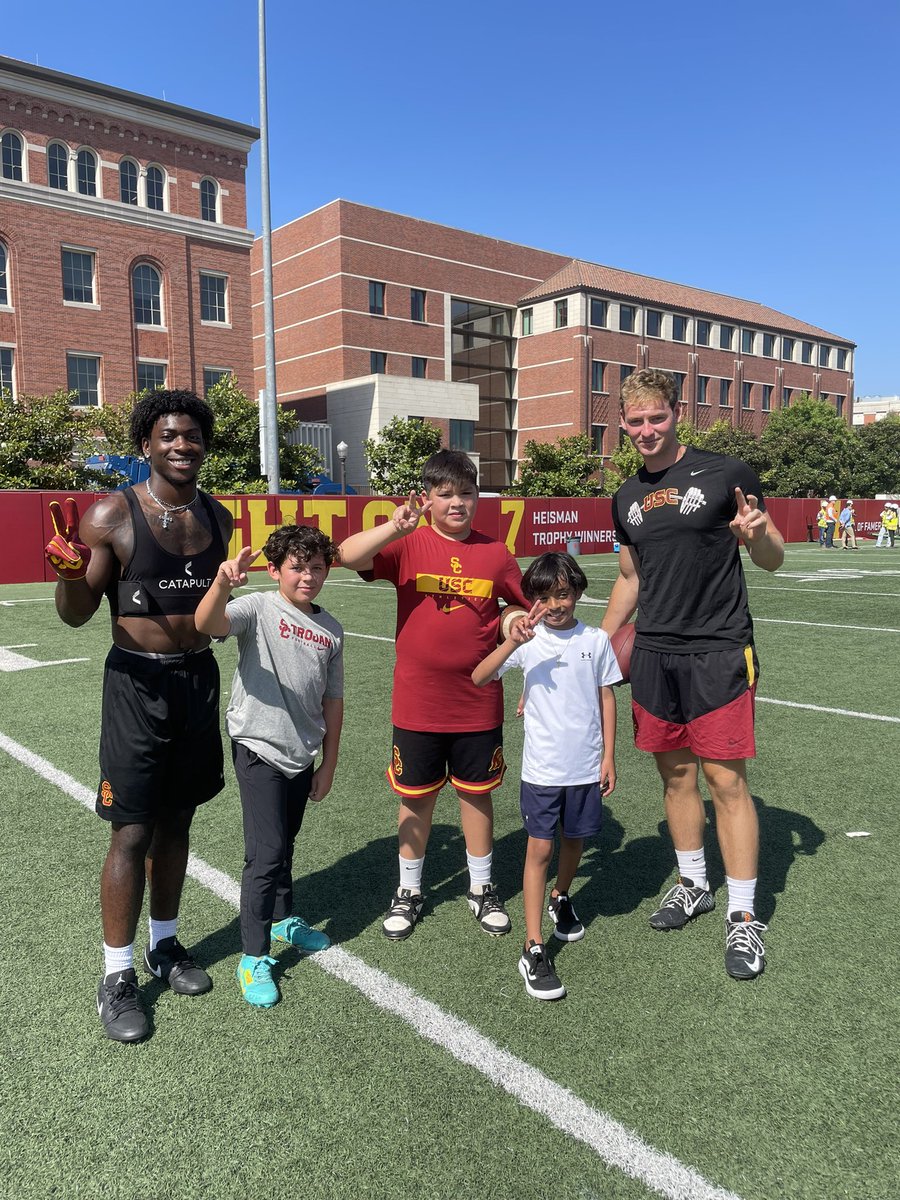 Summer might be over but now it’s the best time of the year ✌️ we’re taking a trip down memory lane to some of our favorite community engagements this summer 🫶

#FightOn | #HouseofVictory #NIL