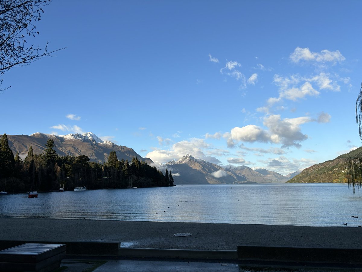 Queenstown pulling off the beauty as usual as we kick off our cancer satellite meeting #queenstownresearchweek
