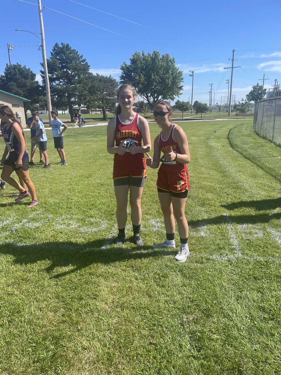 FairburyCross's tweet photo. Fairbury girls getting ready to start their first race! Good luck! #jeffpride https://t.co/igFQLY0Pk2