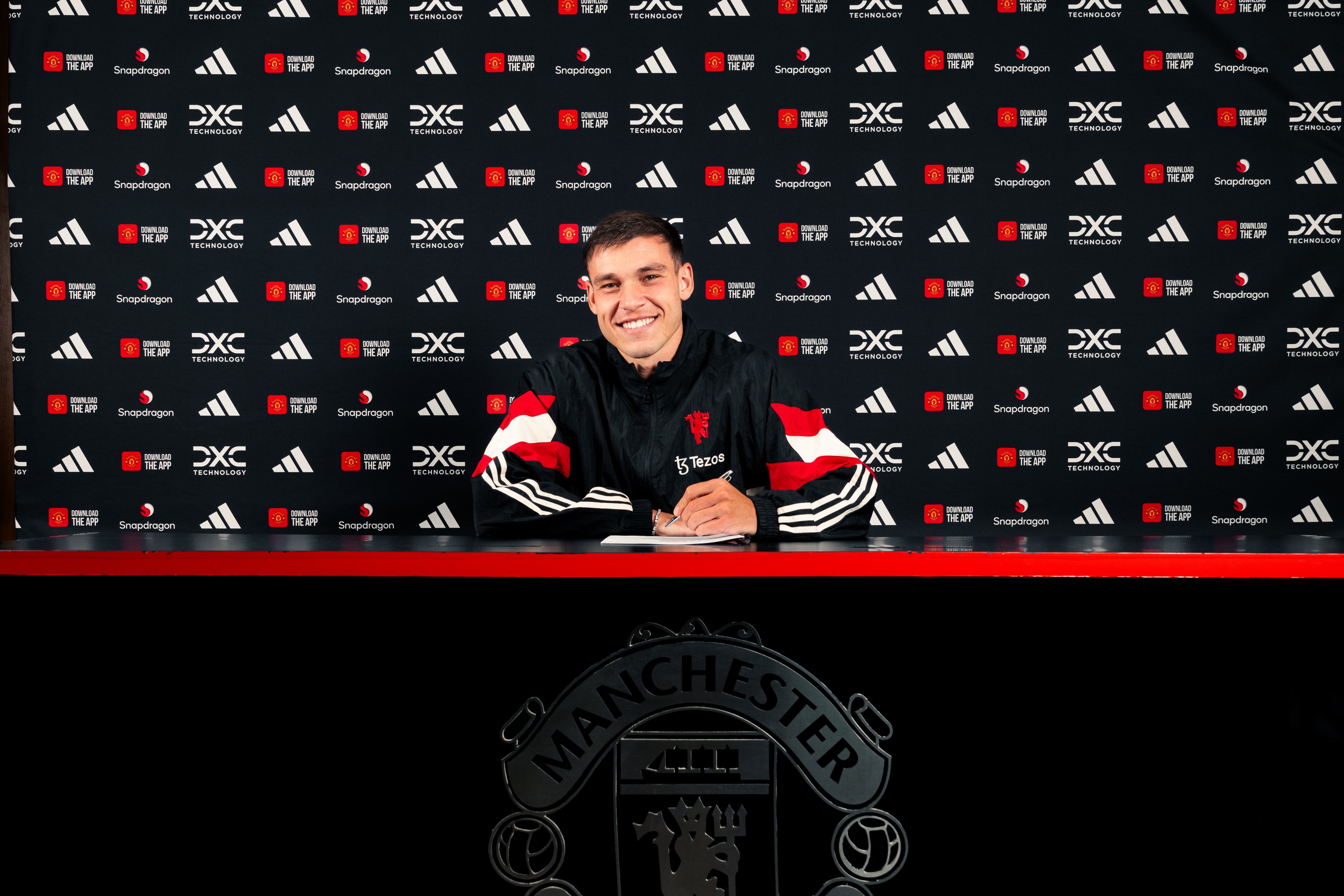 Tin chuyển nhượng mới nhất 31/8: Xong vụ MU chiêu mộ Osimhen; Marcus Rashford rời Manchester United